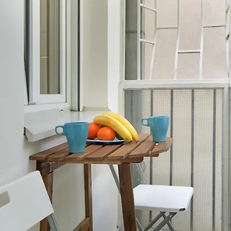 The 7 - Modern Flat With Terrace Near Parliament, Center Apartmán